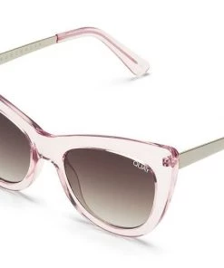 Quay Steal A Kiss Sunglasses Pink