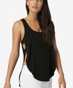 Beyond Yoga Open Sides Circle Tank