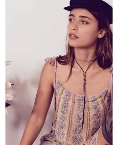 New Arrivals Vanessa Mooney The Saint Paul Choker Gold