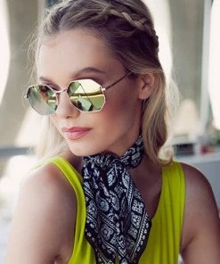 Quay On A Dime Gold Mirror Sunglasses New Arrivals