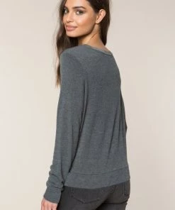 Activewear Spiritual Gangster Trust Your Soul Script Pullover