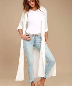 New Arrivals EVIDNT Hermosa Light Wash Frayed Skinny Jeans