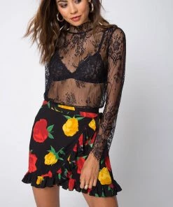 Motel Lahela High Neck Floral Lace Top 8 Motel Lahela High Neck Floral Lace Top